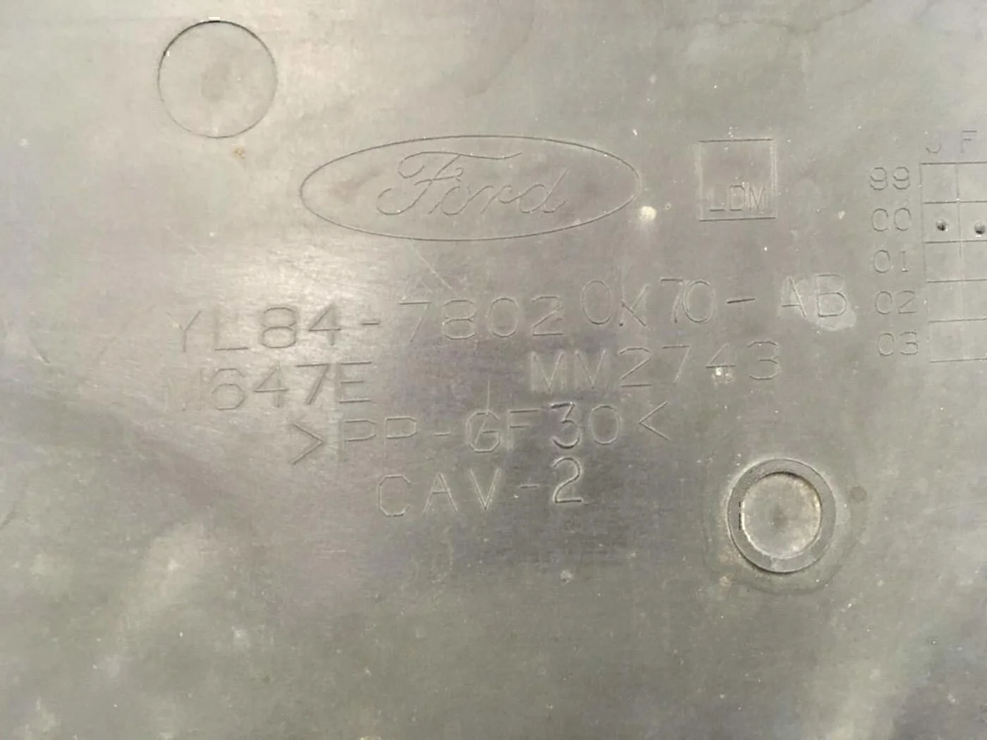 Водосток FORD Escape 2001-2006 - миниатюра 4