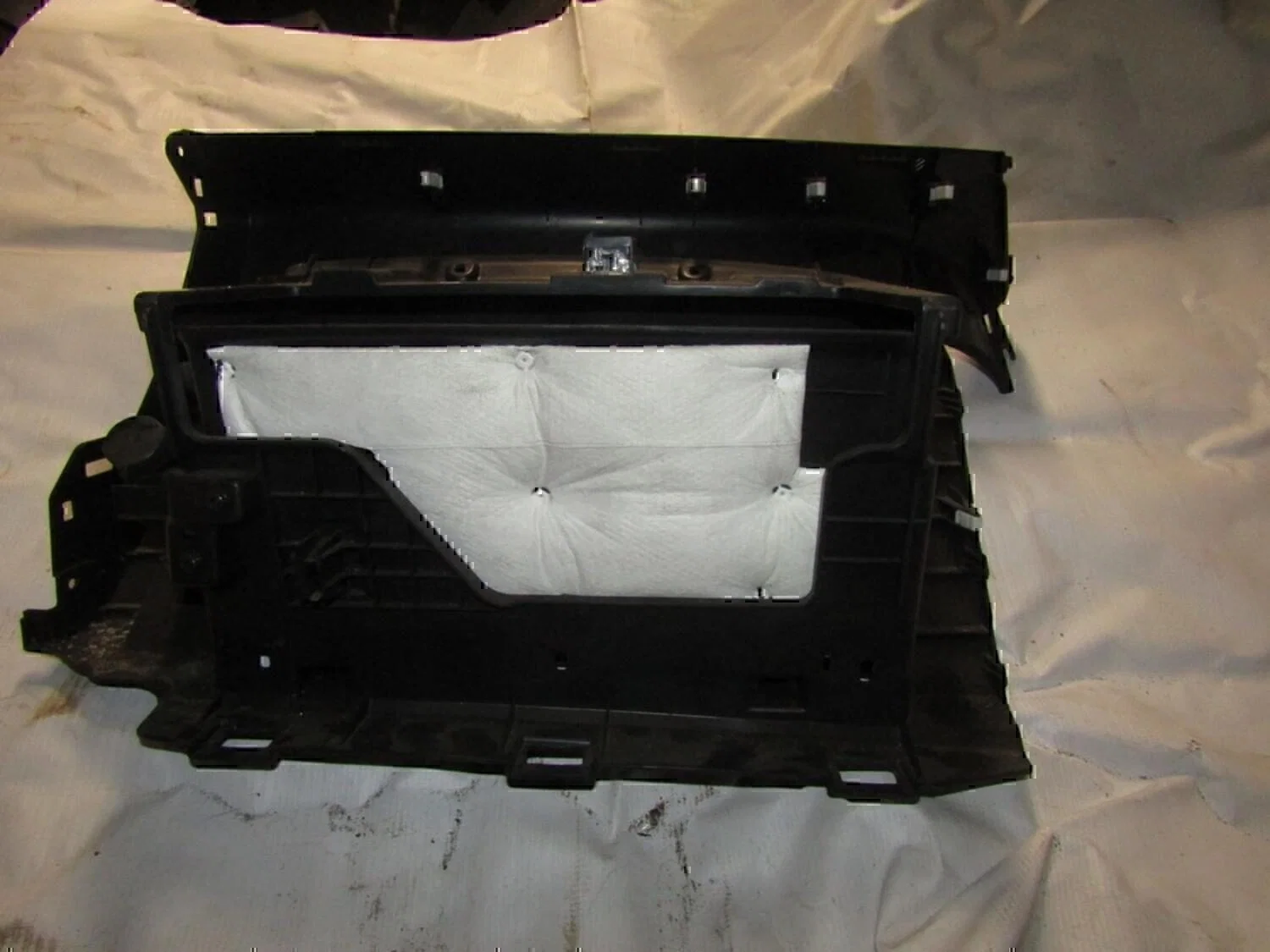 Бардачок Hyundai-KIA Sonata VI 2010-2014 - миниатюра 4