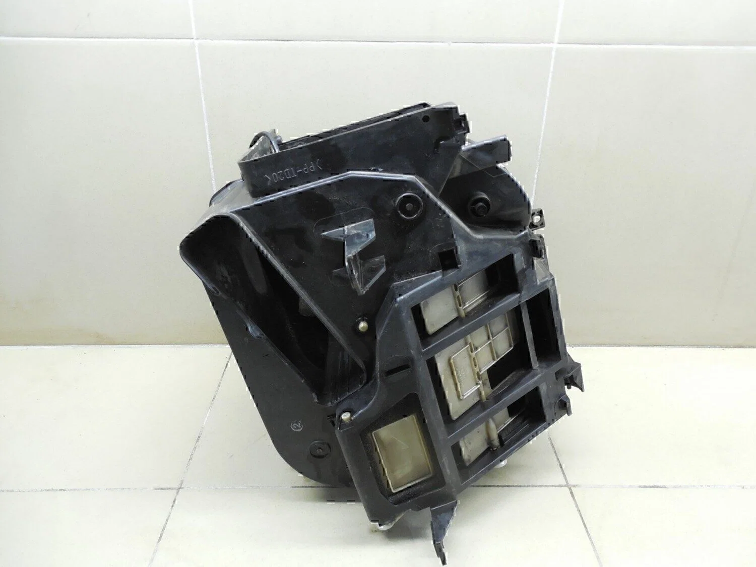 Корпус отопителя MITSUBISHI Carisma (DA) 1999-2003 - миниатюра 5