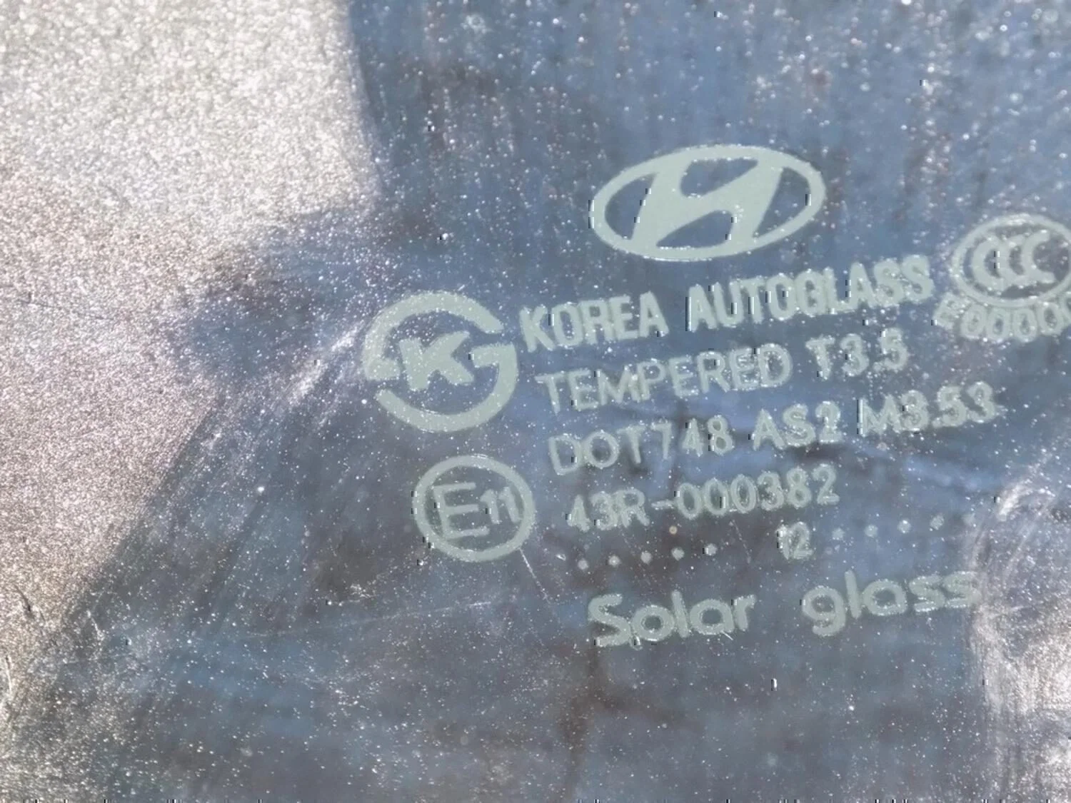 Стекло двери задней левой Hyundai-KIA Sonata VI 2010-2014 - миниатюра 2