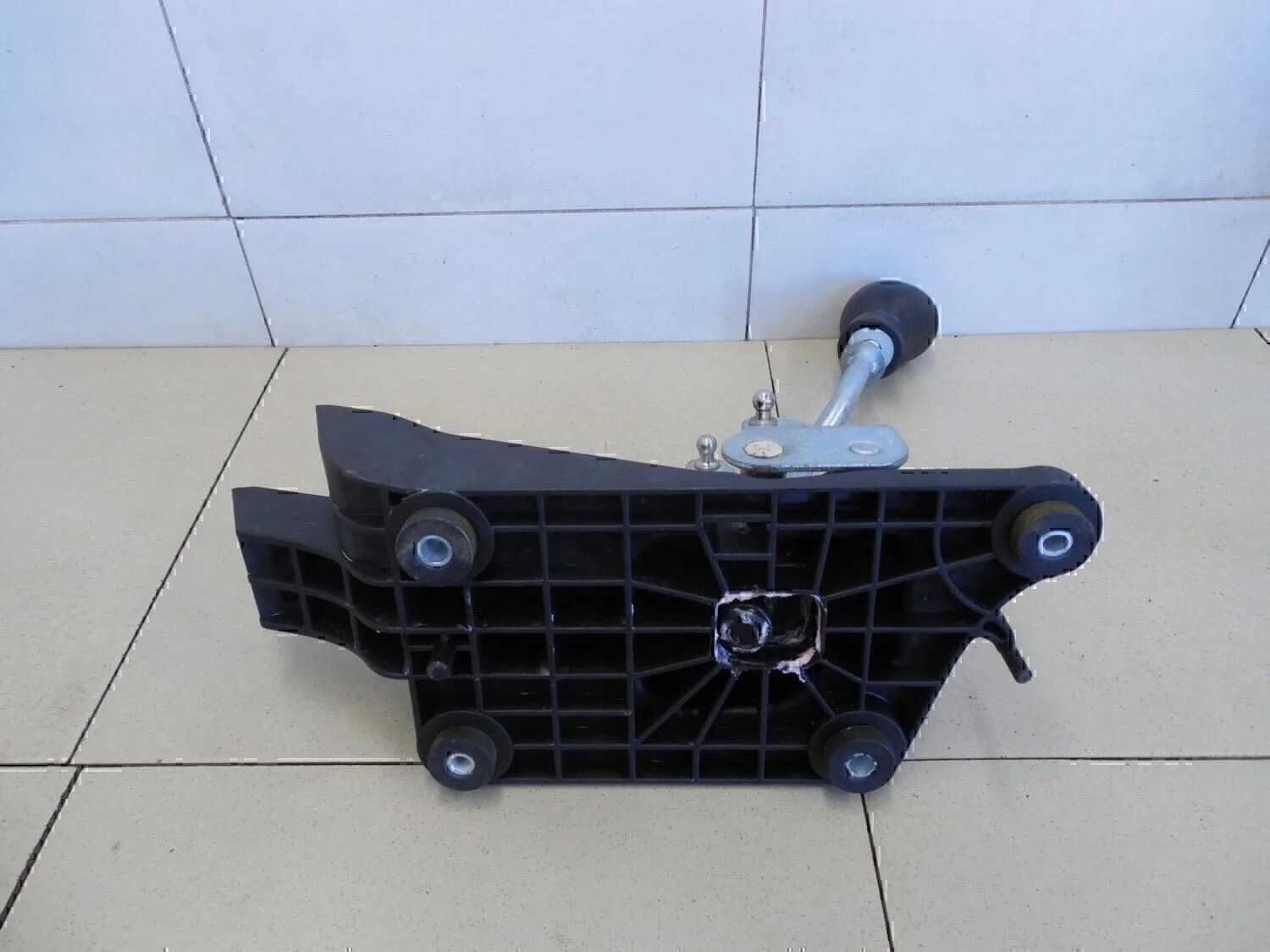 Кулиса КПП MAZDA Mazda 3 (BK) 2002-2009 - миниатюра 8
