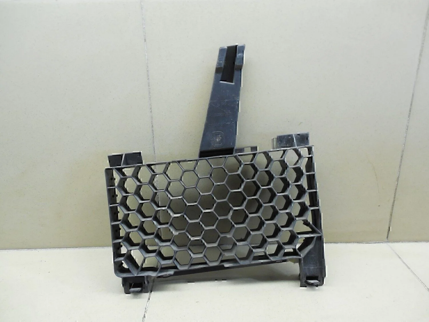 Кронштейн (сопут. товар) RENAULT Scenic 1996-1999 - изображение 1