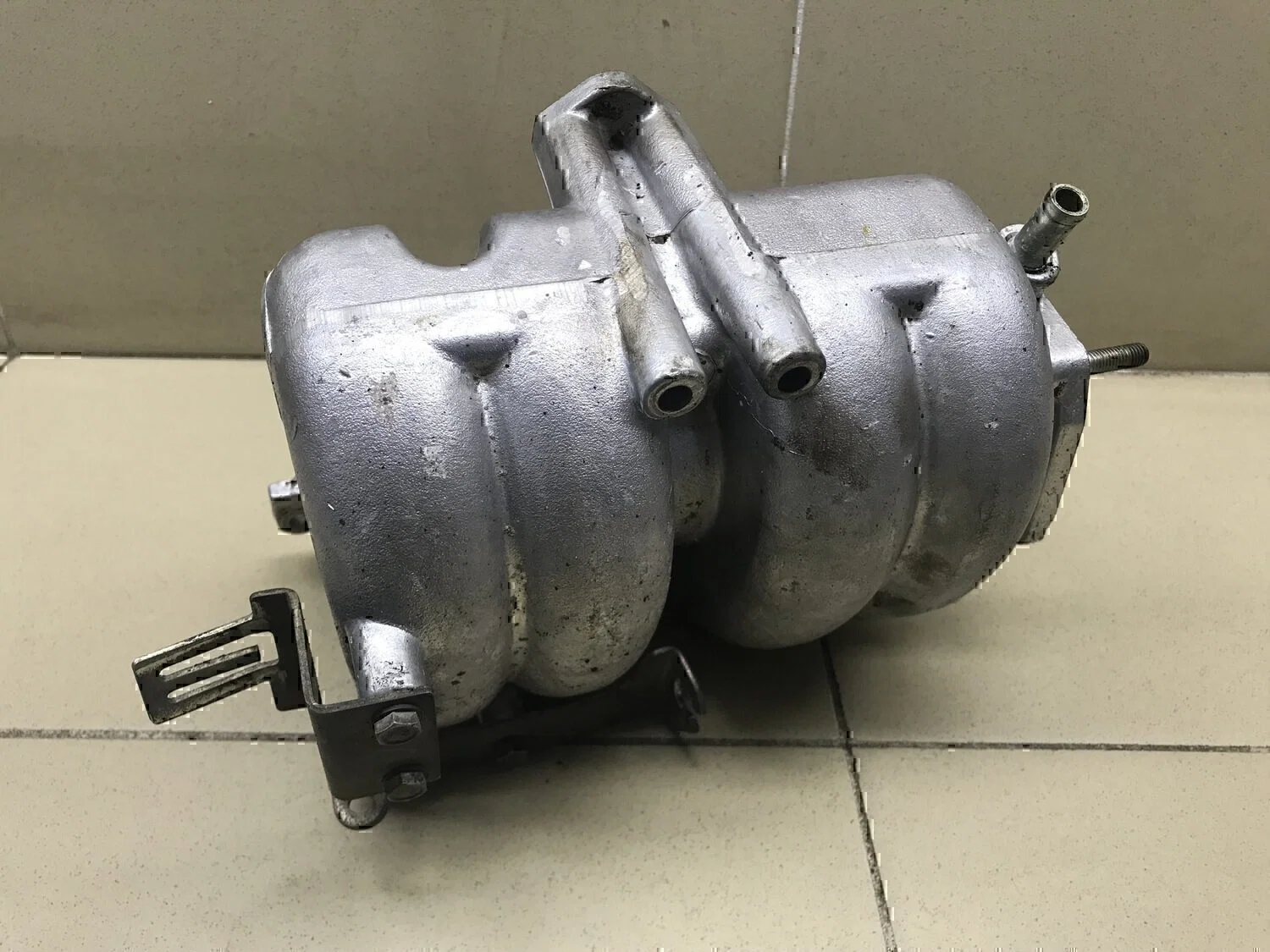 Рессивер впускной Chevrolet NIVA - миниатюра 3
