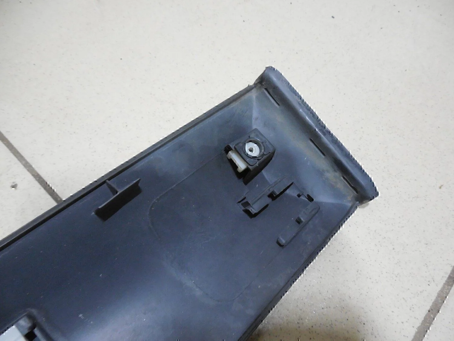 Молдинг задней правой двери RENAULT Scenic 1996-1999 - миниатюра 4