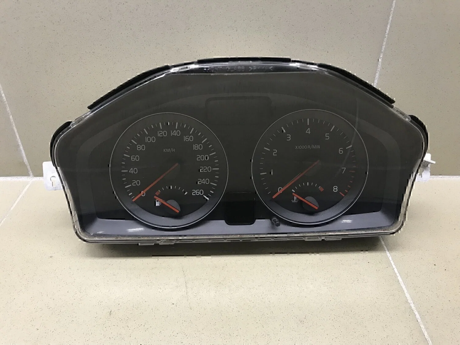 Панель приборов VOLVO V50 2004-2012 - изображение 1
