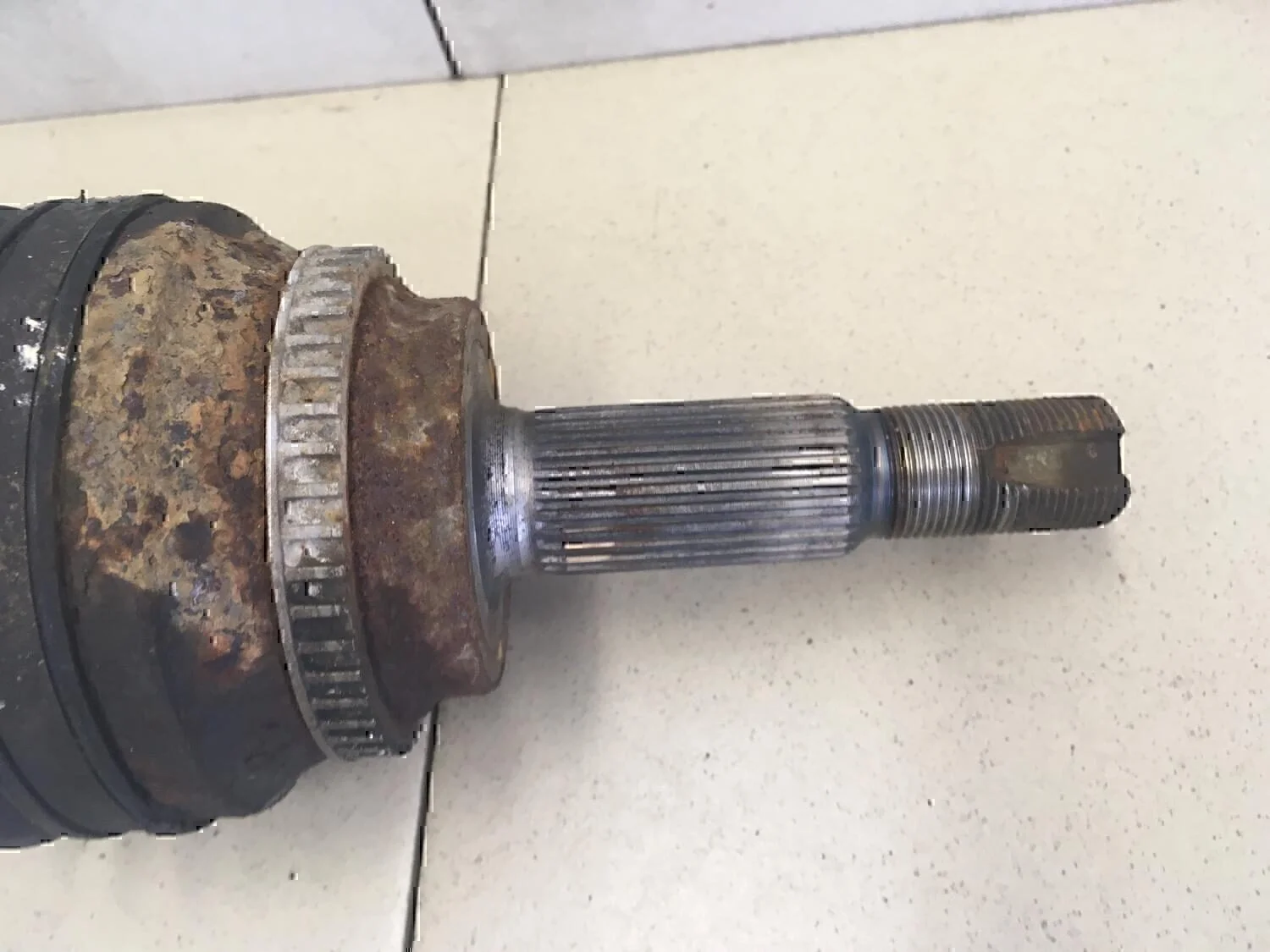 Полуось передняя правая TOYOTA RAV 4 2000-2005 - миниатюра 2