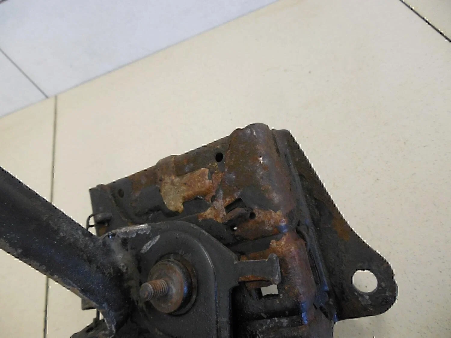 Замок капота Hyundai-KIA Sorento 2003-2009 - миниатюра 5