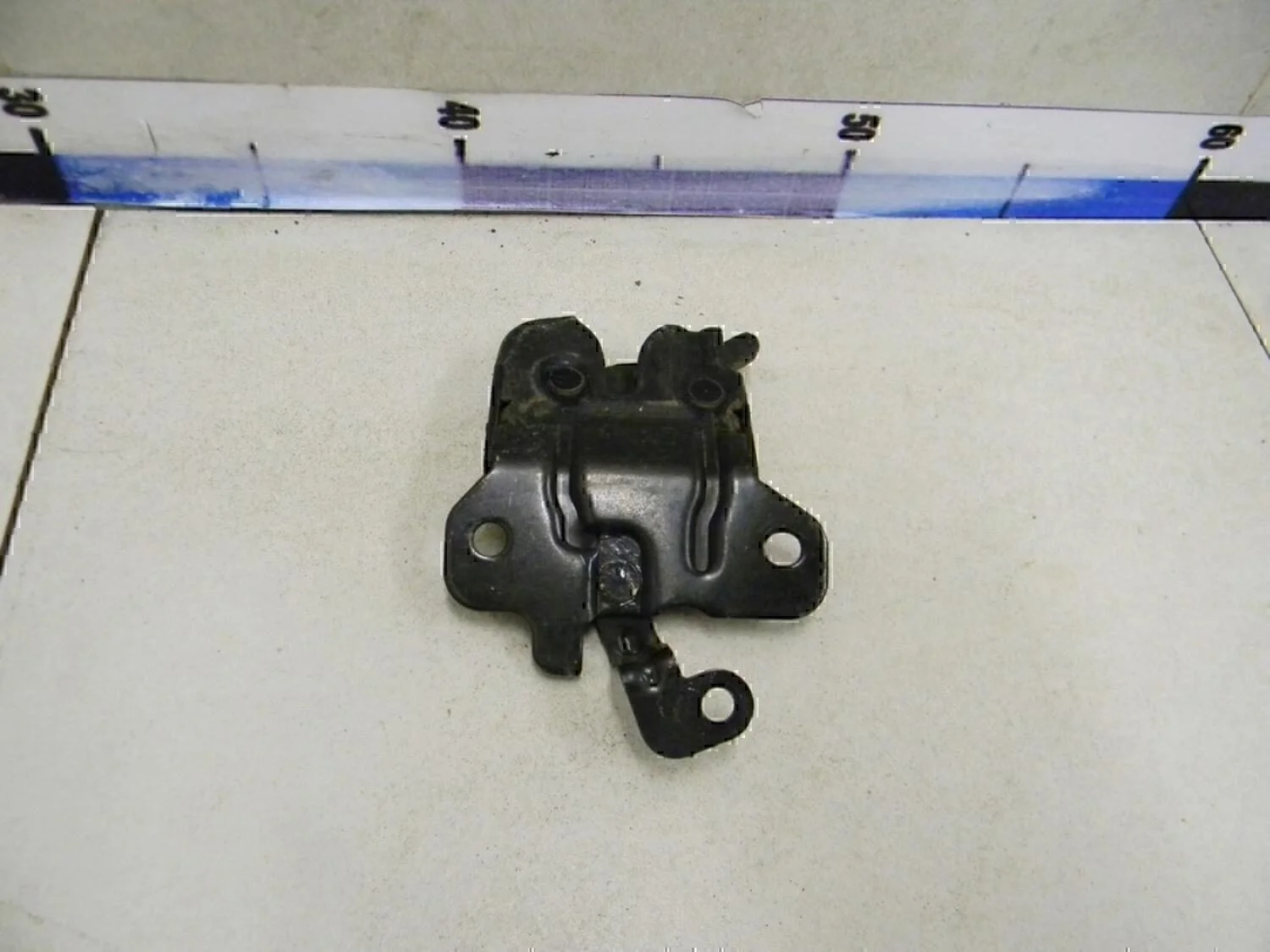 Замок багажника Hyundai-KIA Elantra 2000-2005 - миниатюра 4
