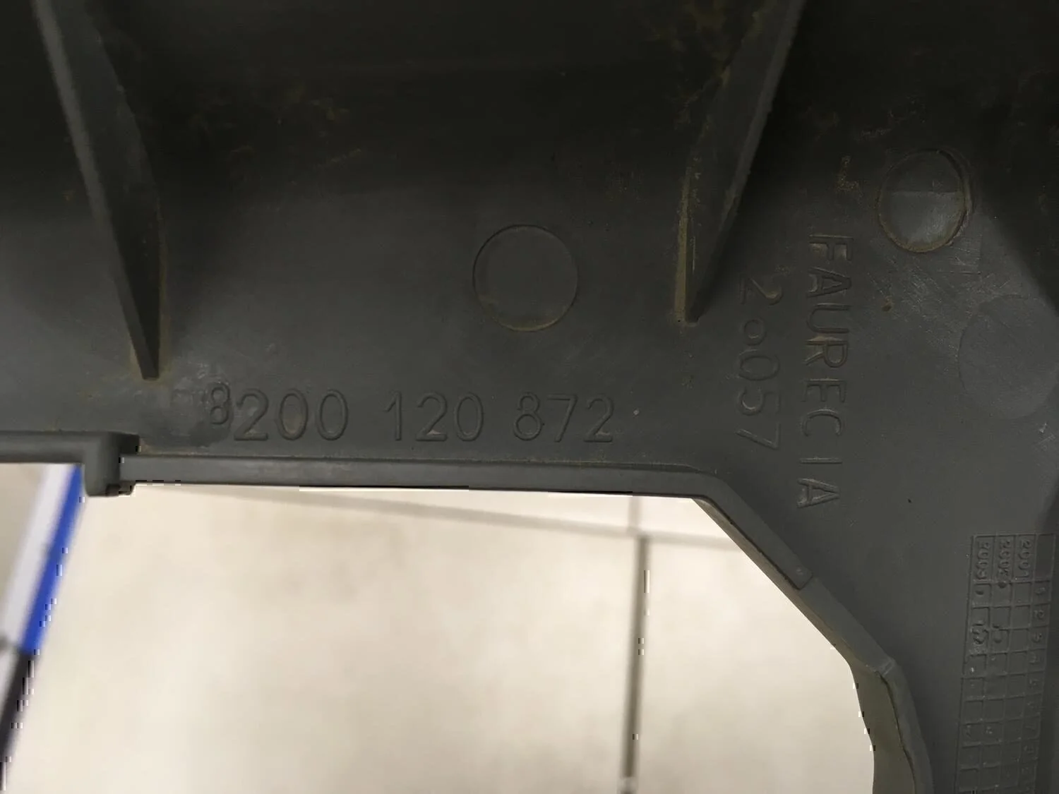 Консоль RENAULT Clio/Symbol 1998-2008 - миниатюра 4