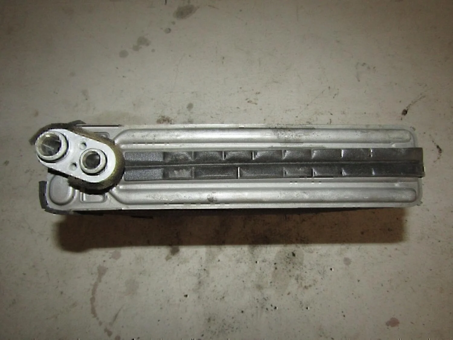 Испаритель кондиционера TOYOTA RAV 4 2000-2005 - миниатюра 2