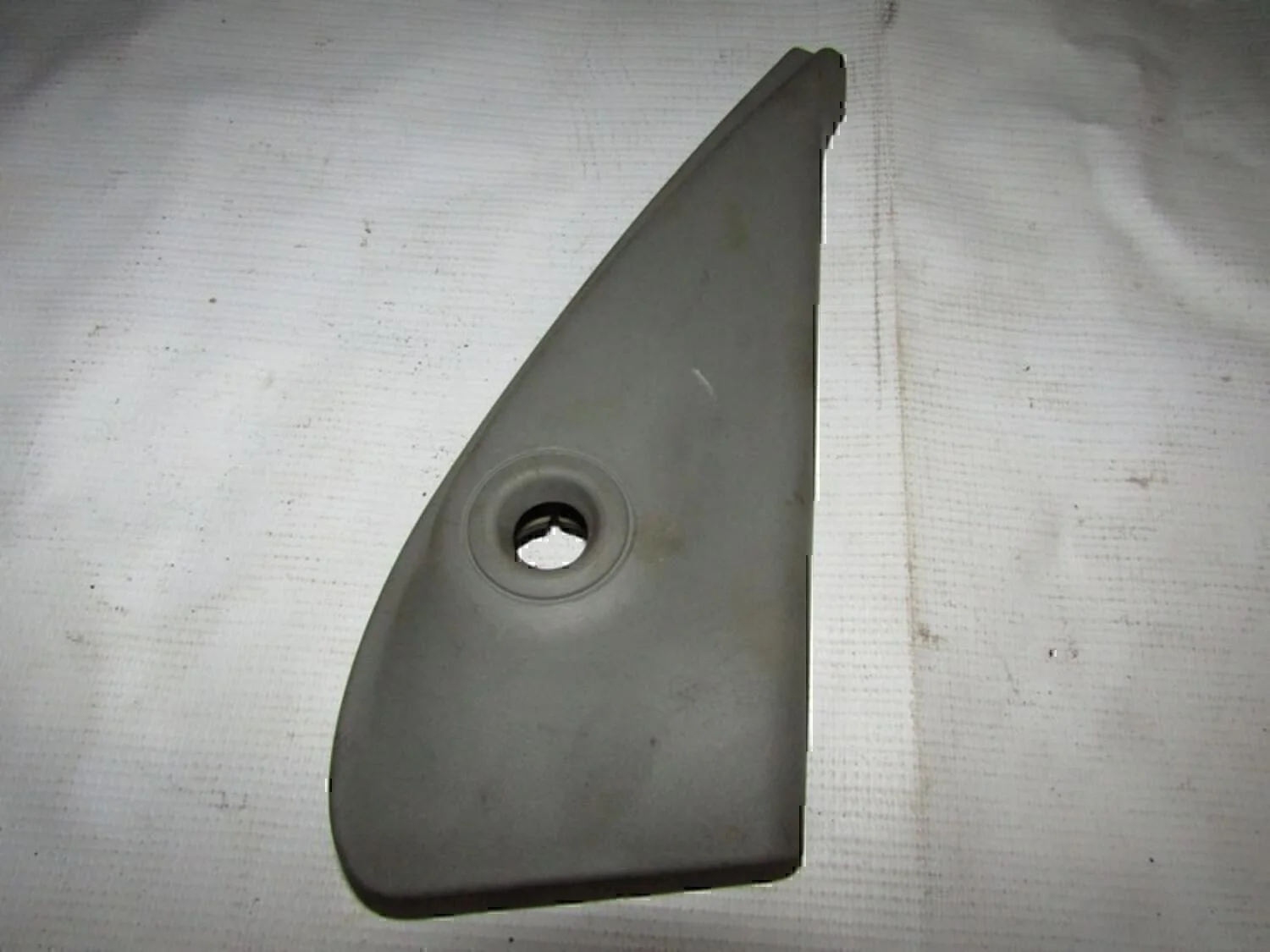 Крышка зеркала внутренняя правая RENAULT Kangoo 1997-2003 - изображение 1