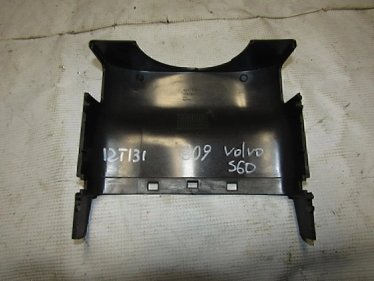 Кожух рулевой колонки верхний VOLVO S60 2000-2009 - изображение 1