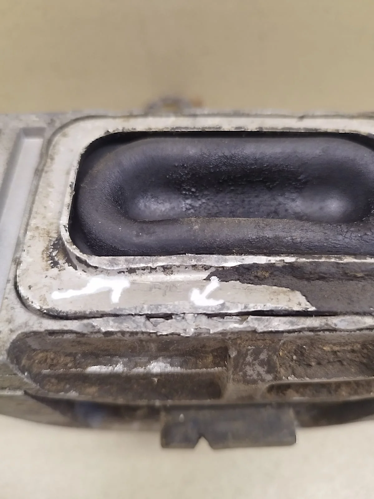 Опора двигателя Audi A3 (8L1) 1996-2003 - миниатюра 4