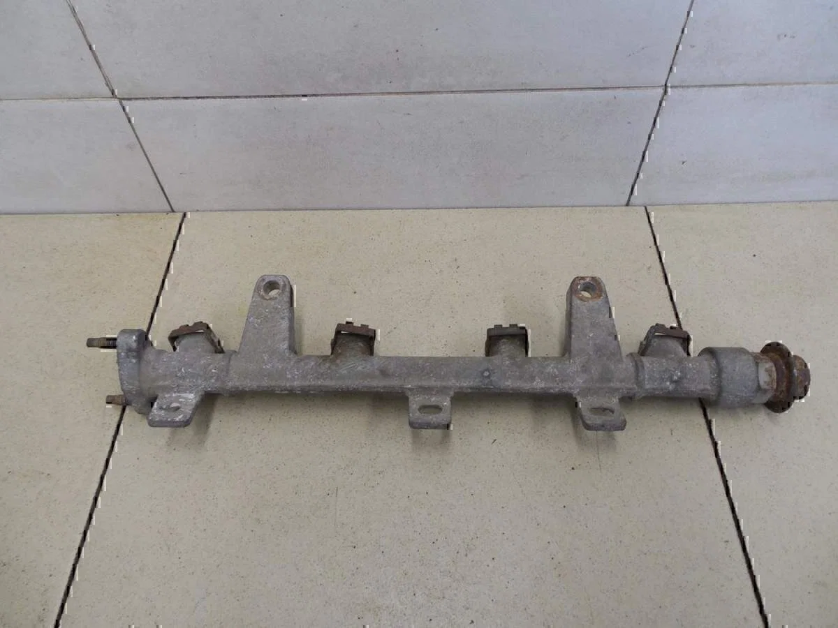 Рейка топливная (рампа) Hyundai-KIA Elantra 2000-2005 - миниатюра 2