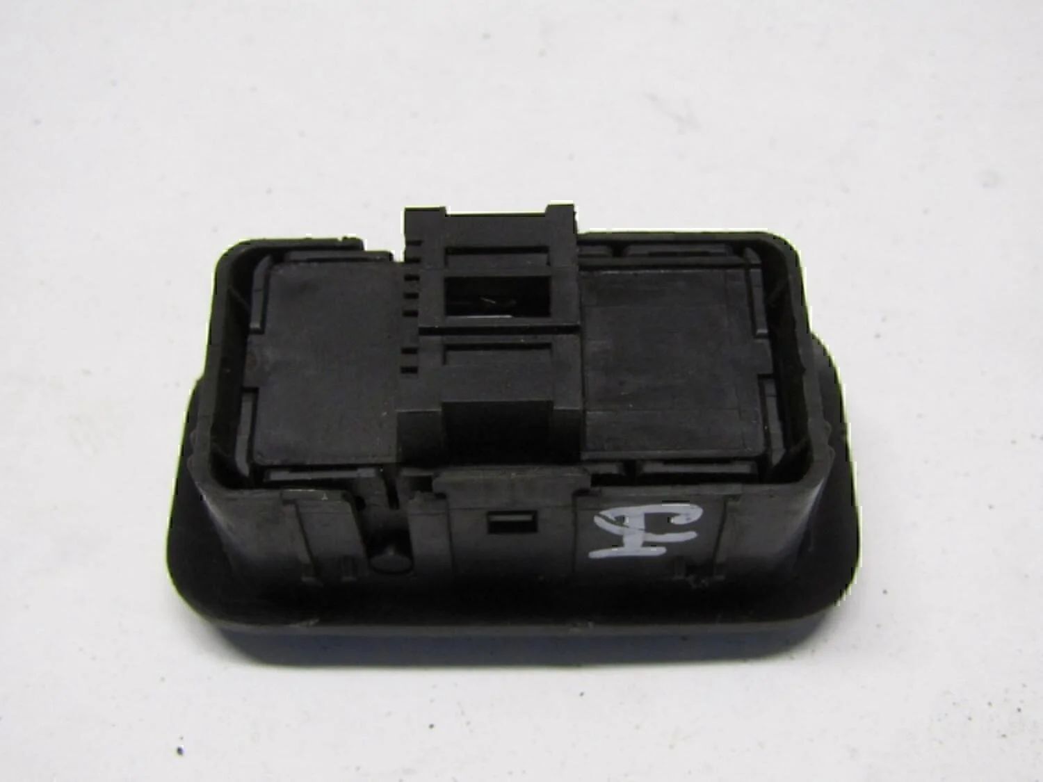 Кнопка многофункциональная INFINITI Teana J31 2006-2008 - миниатюра 2