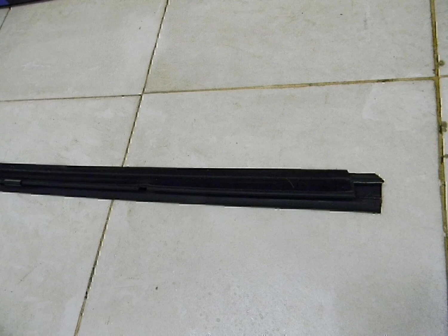 Накладка стекла переднего левого Chevrolet Alero 1999-2004 - миниатюра 6