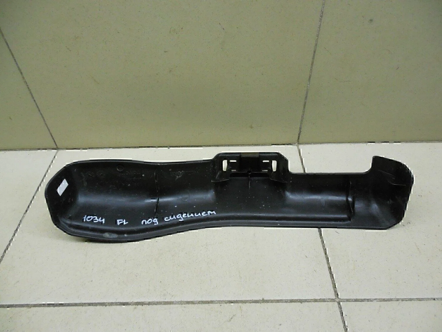 Крышка TOYOTA Yaris 2005-2011 - миниатюра 4