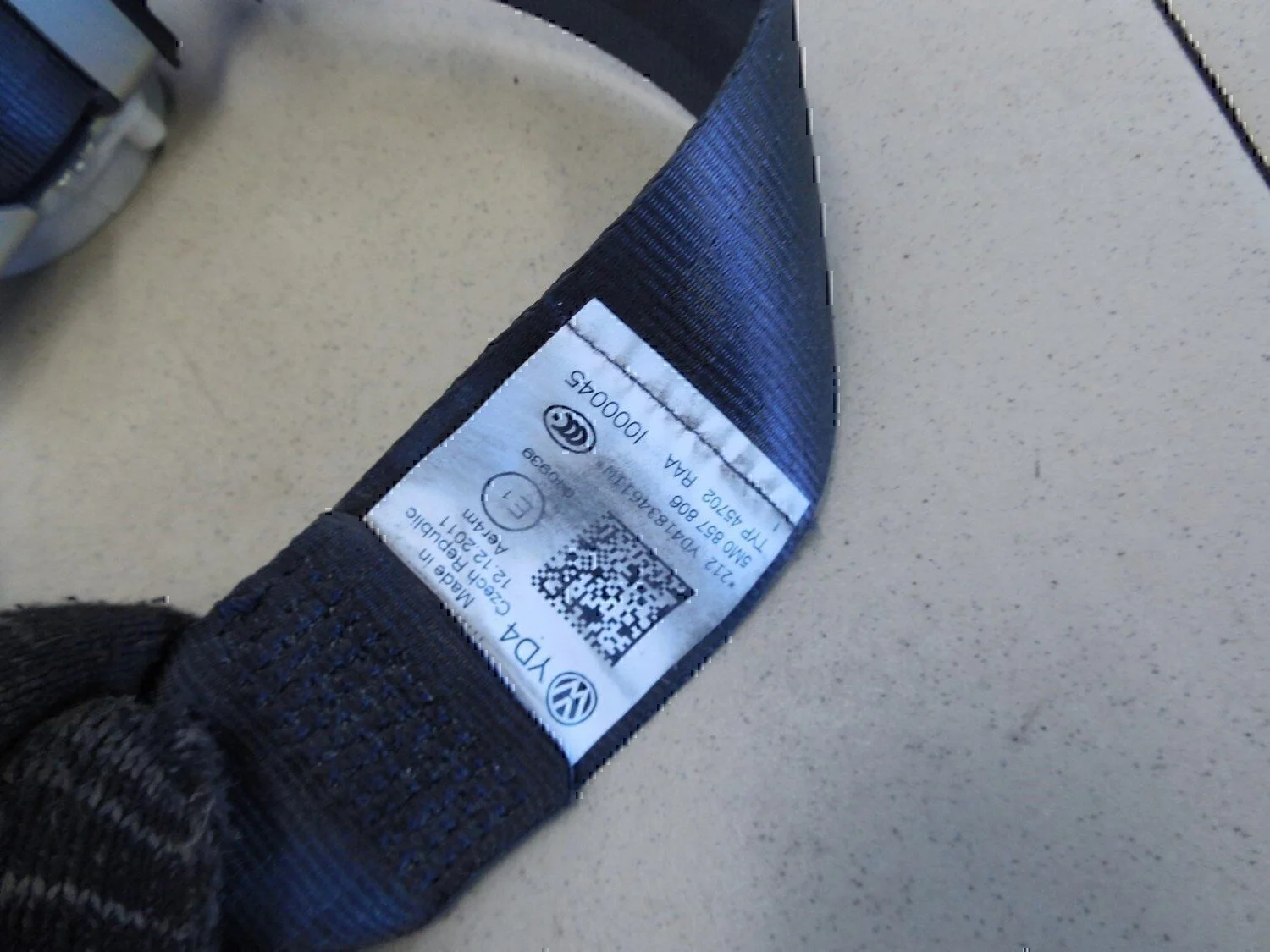 Ремень безопасности VW Golf V Plus 2005-2014 - миниатюра 2