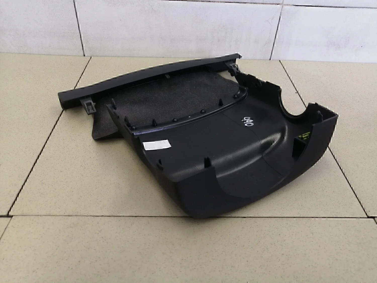 Кожух рулевой колонки верхний VW Tiguan 2011-2016 - миниатюра 3