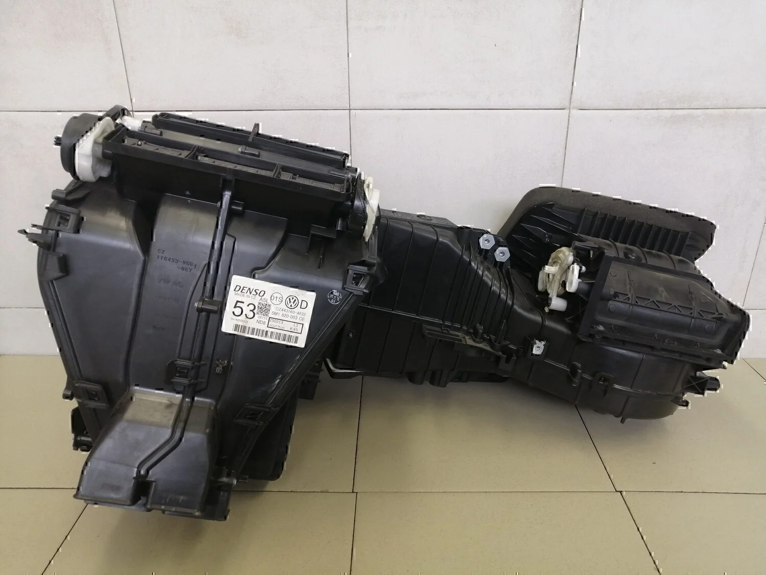Корпус отопителя SKODA Passat [B6] 2005-2010 - миниатюра 2