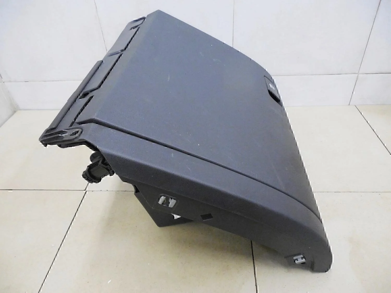 Бардачок VW Jetta 2011> - миниатюра 10