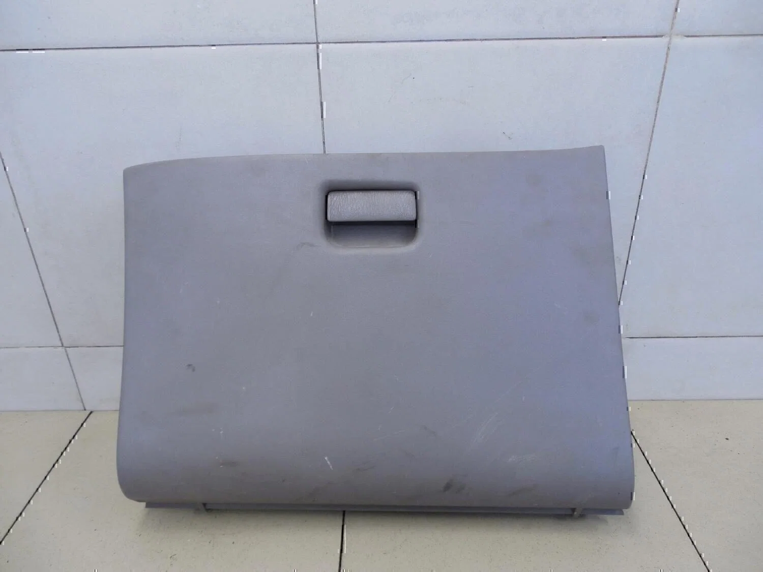 Бардачок NISSAN Almera Tino 2000-2006 - изображение 1