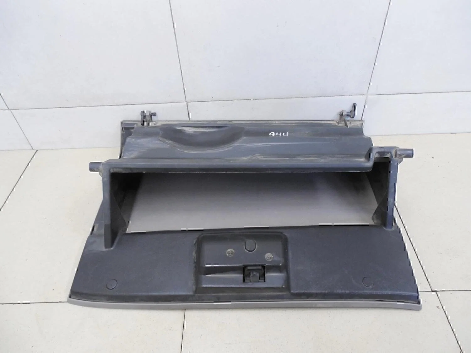 Бардачок NISSAN Almera Tino 2000-2006 - миниатюра 6