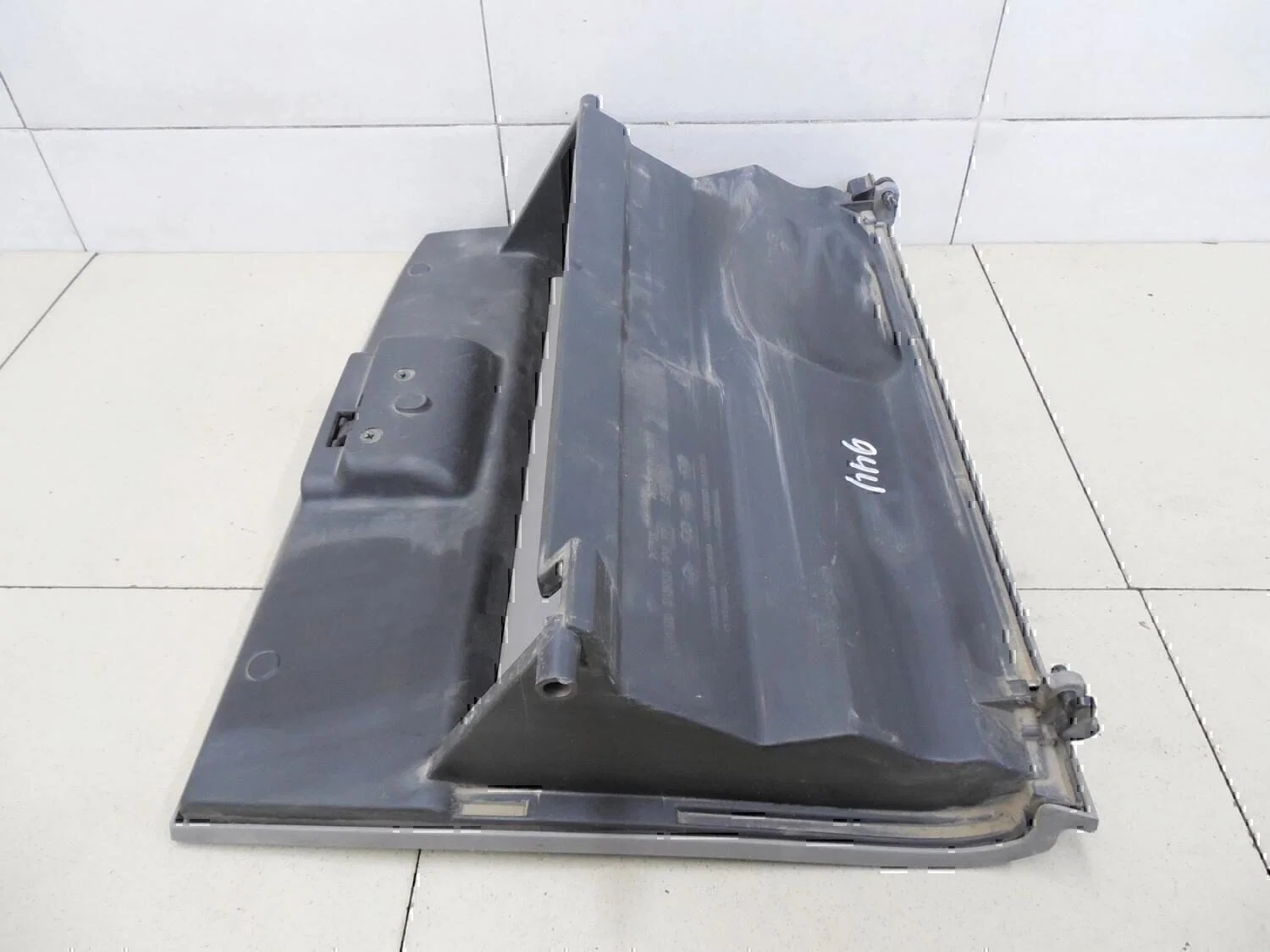 Бардачок NISSAN Almera Tino 2000-2006 - миниатюра 9