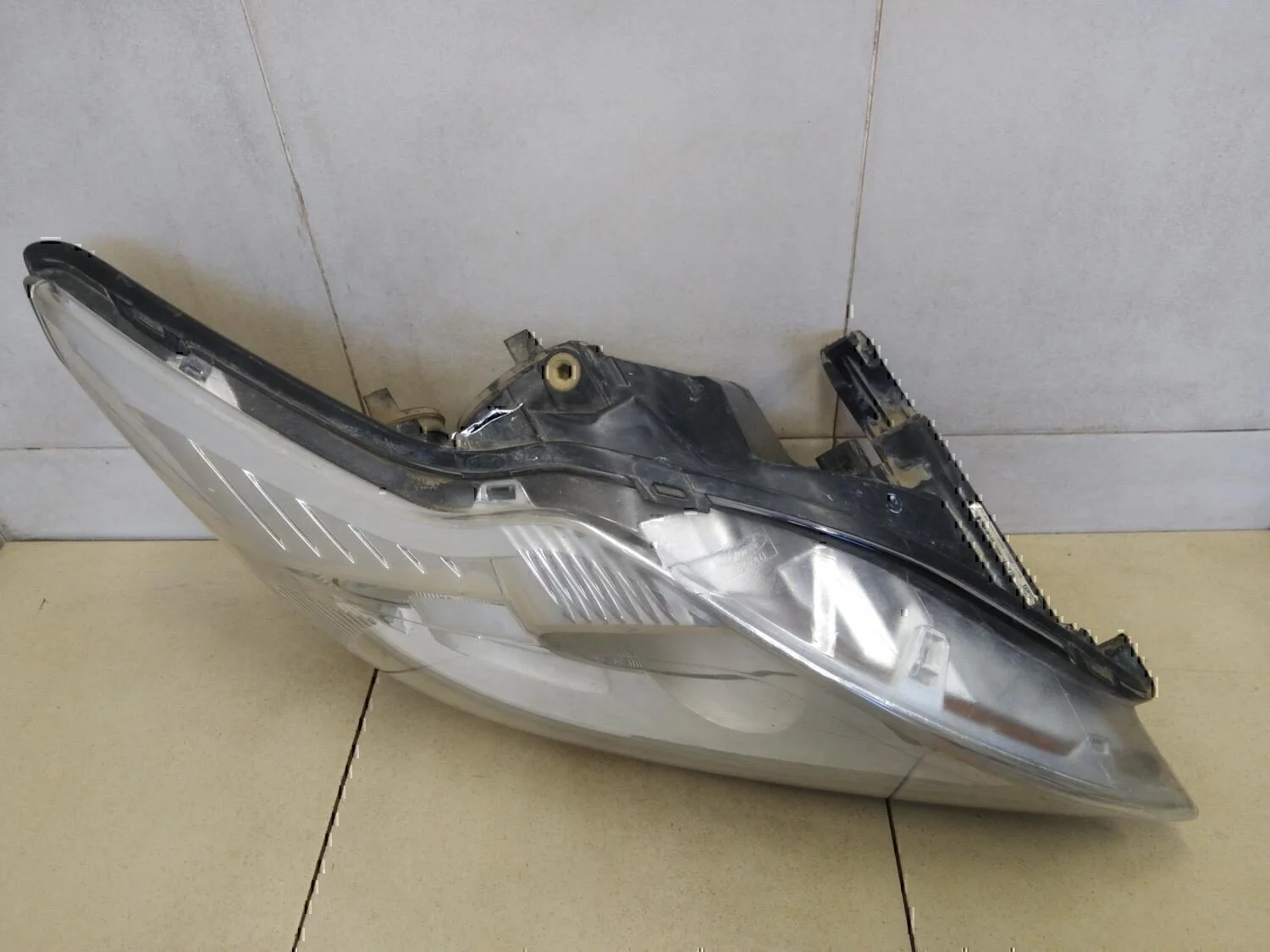 Фара правая FORD Focus II 2008-2011 - миниатюра 2