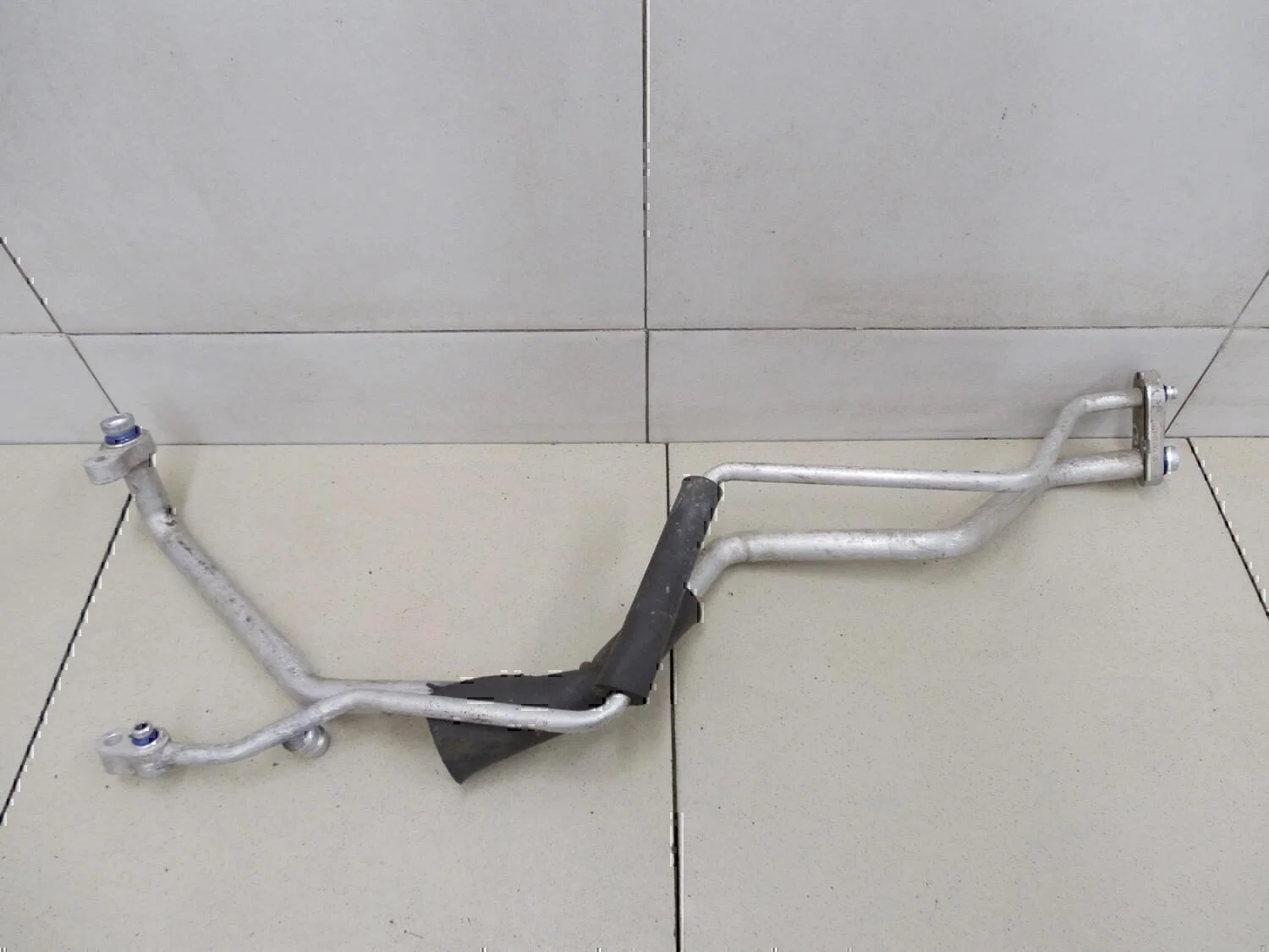 Трубка кондиционера Hyundai-KIA Spectra 2001-2011 - миниатюра 2