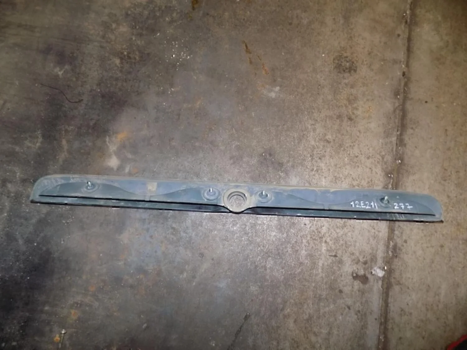 Накладка двери багажника OPEL Astra G 1998-2005 - изображение 1