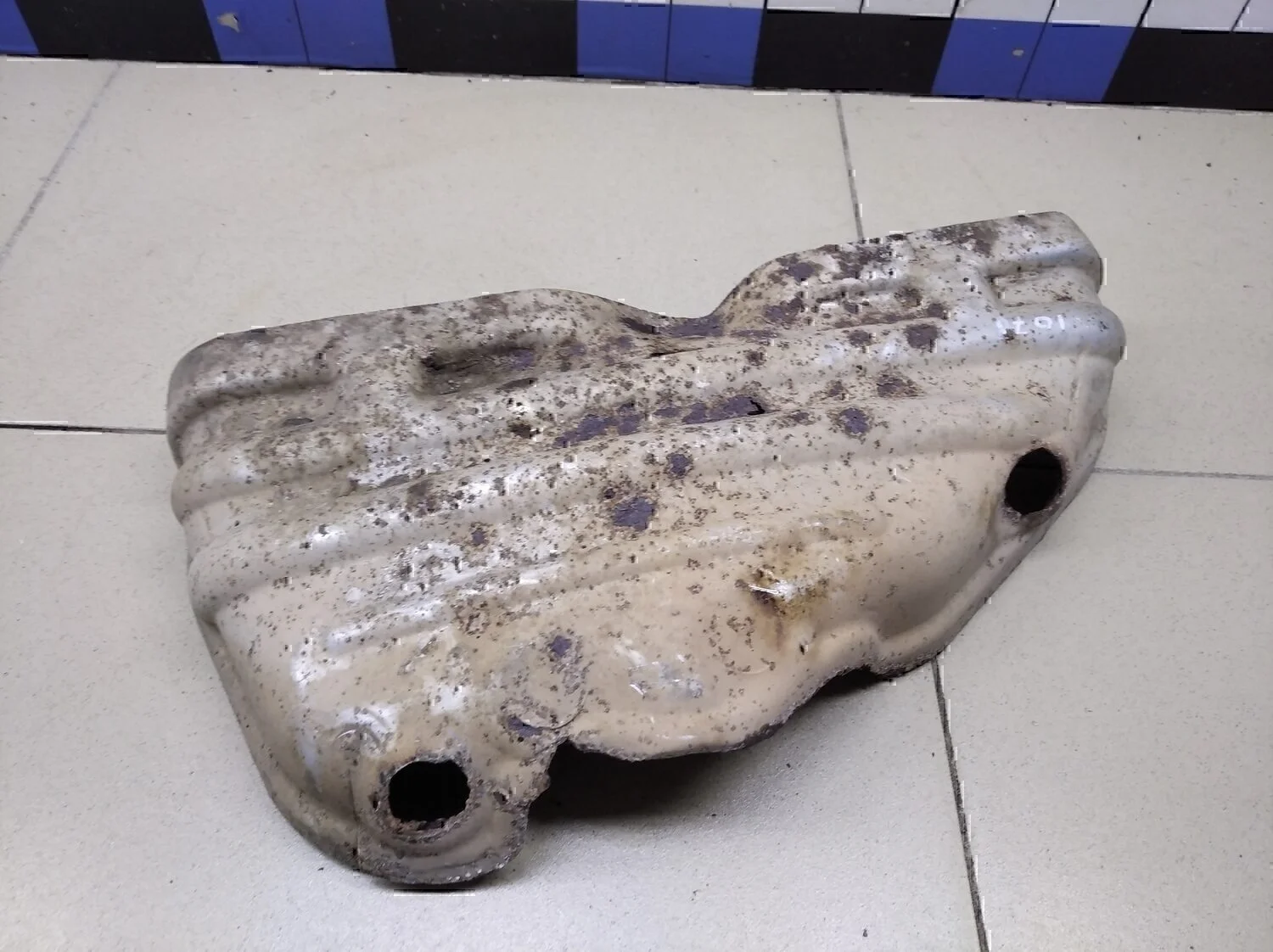 Экран тепловой Audi A3 (8L1) 1996-2003 - изображение 1
