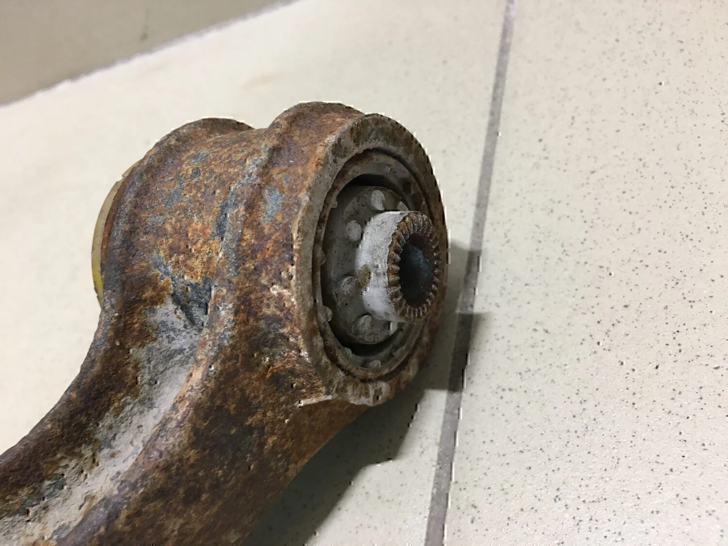 Рычаг передний нижний левый SUZUKI Vitara/Sidekick 1989-1999 - миниатюра 5
