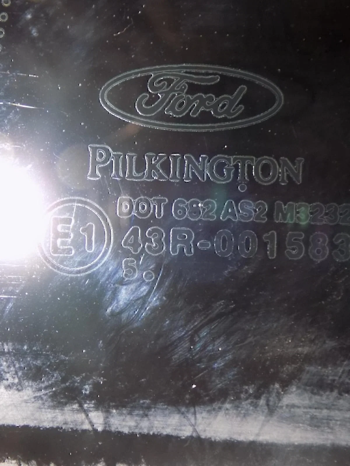 Стекло двери задней правой (форточка) FORD Fusion 2002-2012 - миниатюра 2