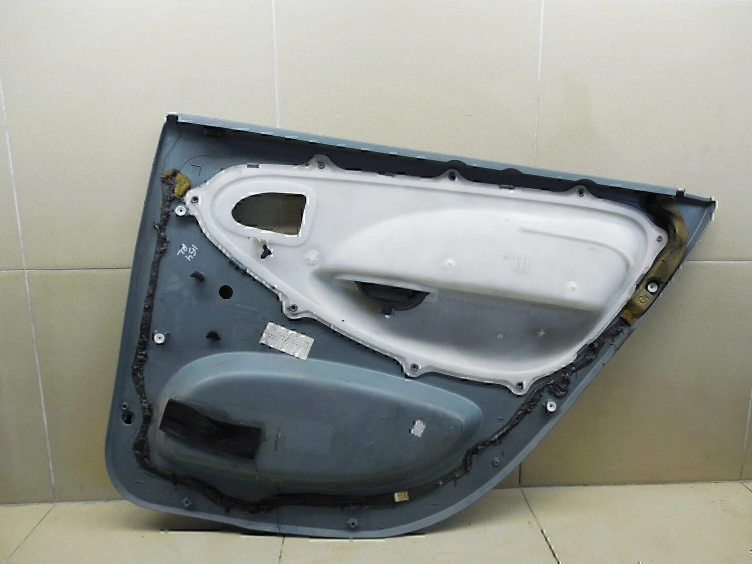 Обшивка двери задней левой RENAULT Scenic 2003-2009 - миниатюра 5