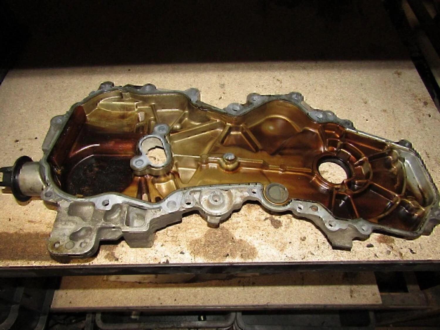 Крышка двигателя передняя NISSAN Qashqai (J10) 2006-2014 - миниатюра 2