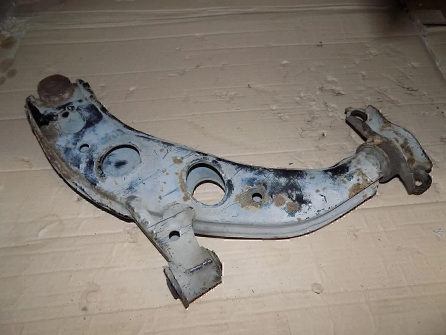 Рычаг передний левый MAZDA 626 (GE) 1992-1997 - миниатюра 4