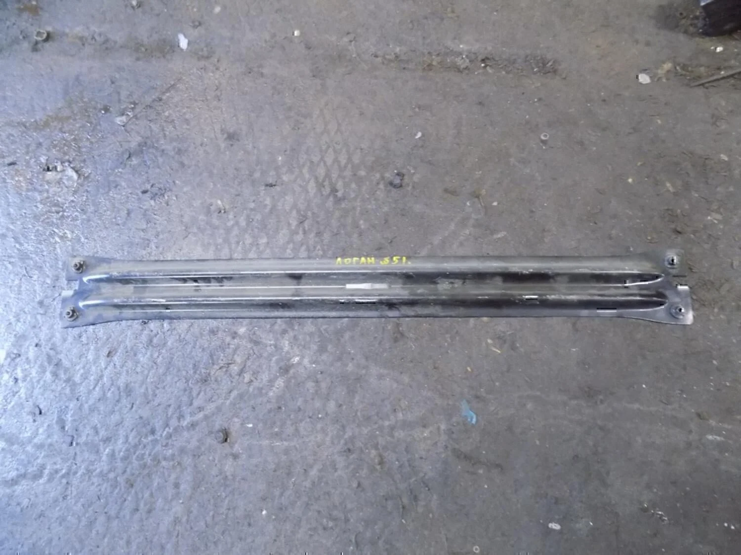 Перегородка салона RENAULT Logan 2005-2014 - миниатюра 2