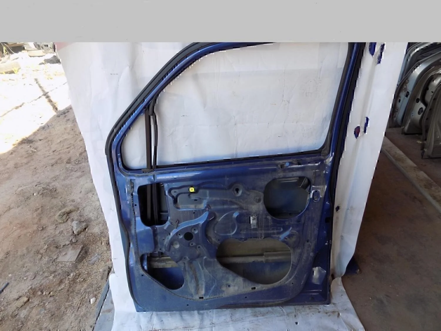 Дверь передняя правая OPEL Agila A 2000-2008 - миниатюра 3