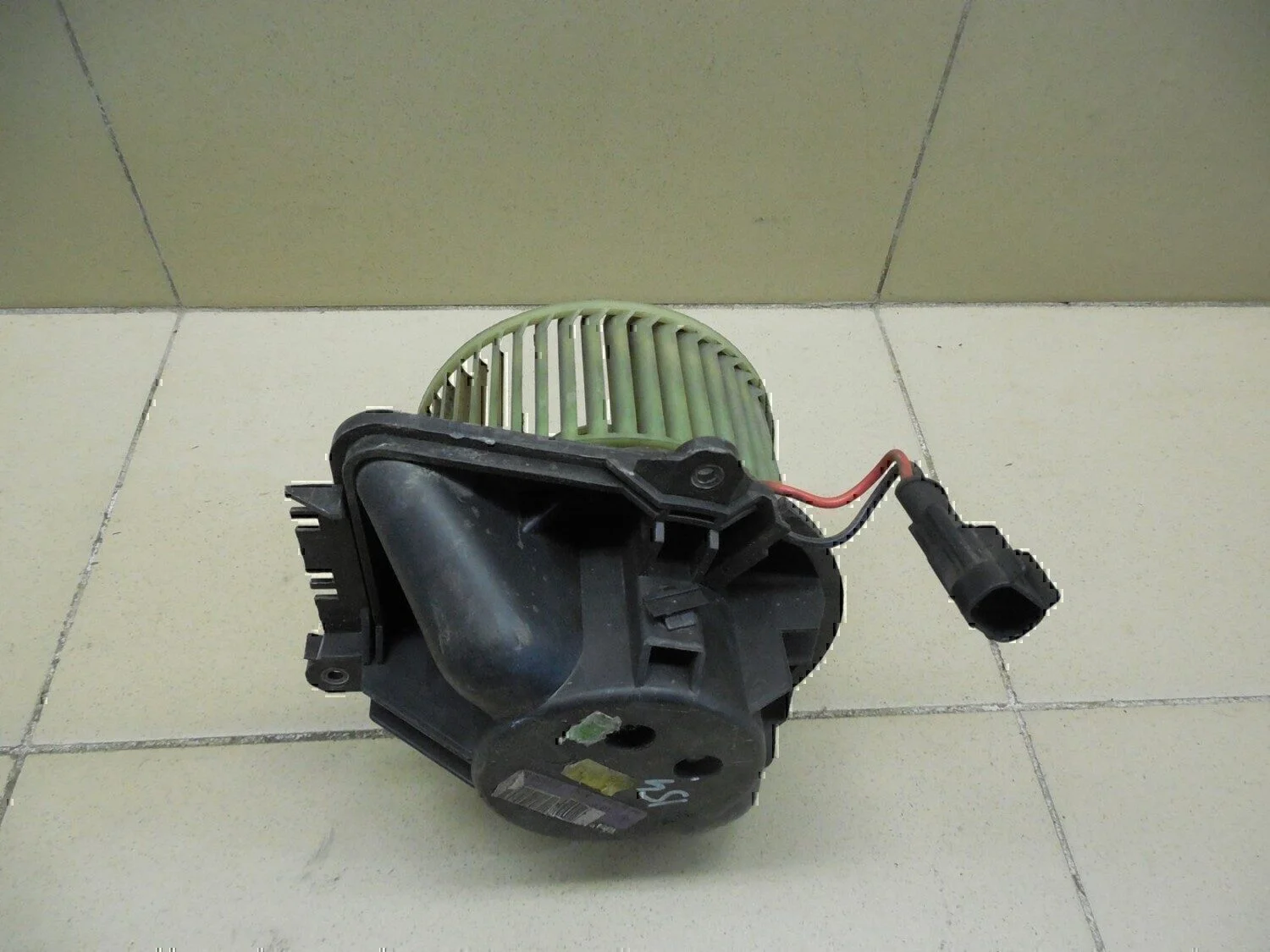Моторчик отопителя RENAULT Scenic 1996-1999 - миниатюра 3