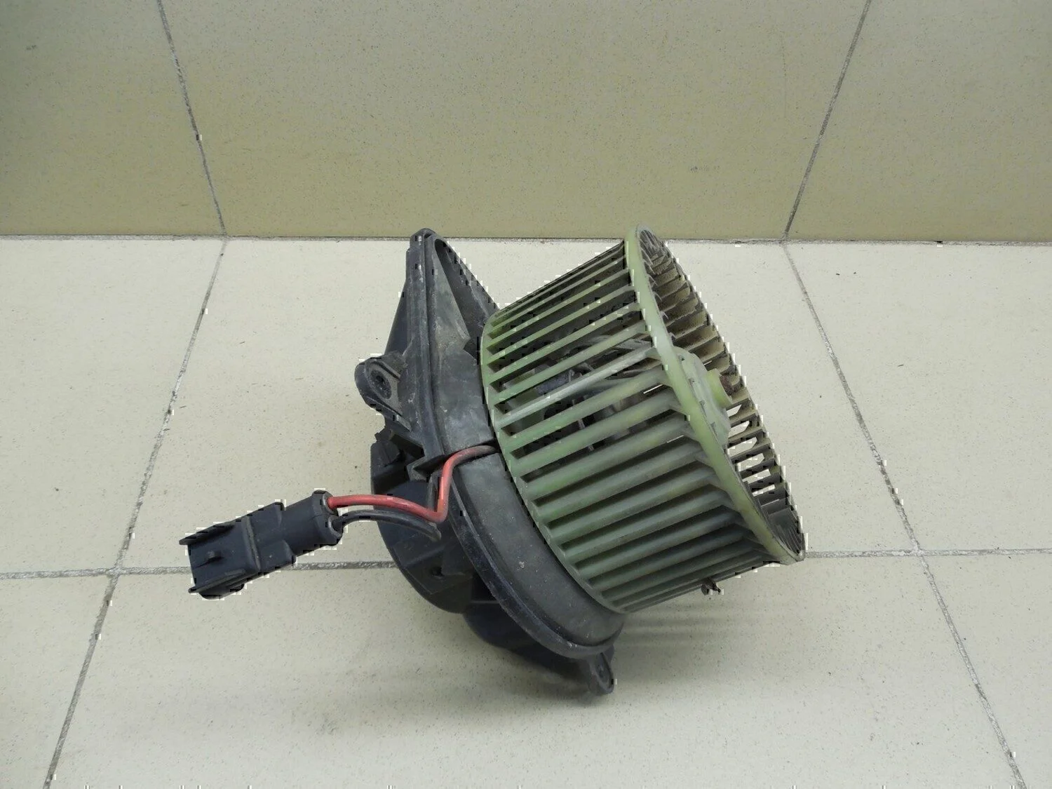 Моторчик отопителя RENAULT Scenic 1996-1999 - миниатюра 6