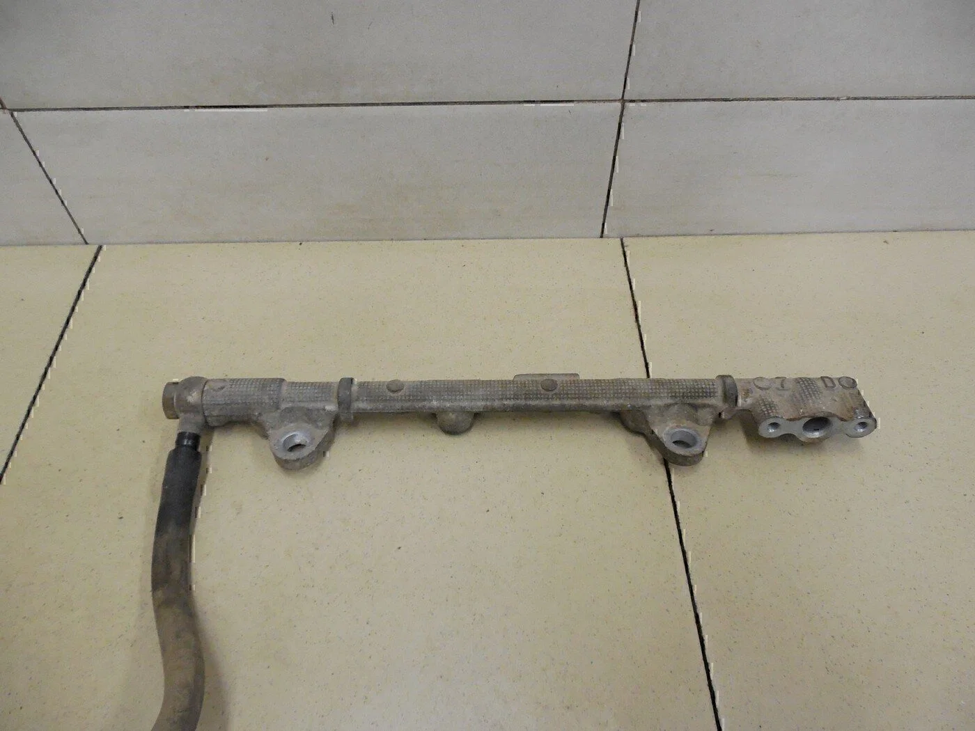 Рейка топливная (рампа) TOYOTA Avensis I 1997-2003 - миниатюра 4