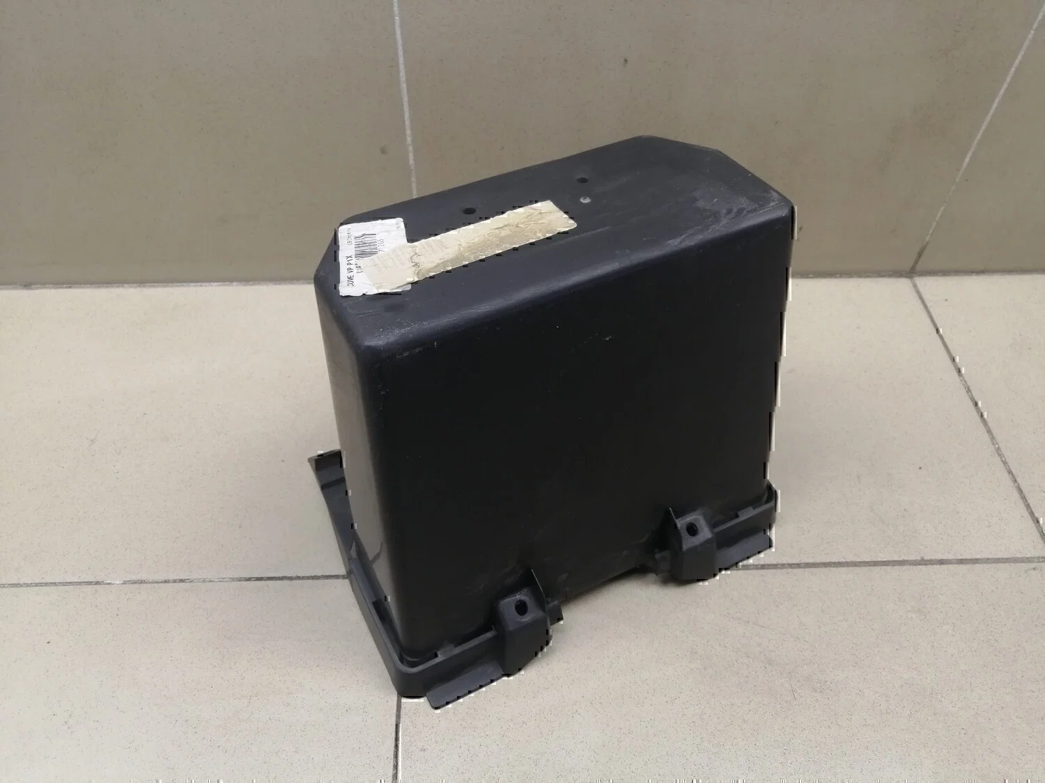 Ящик передней консоли VOLVO V50 2004-2012 - миниатюра 6