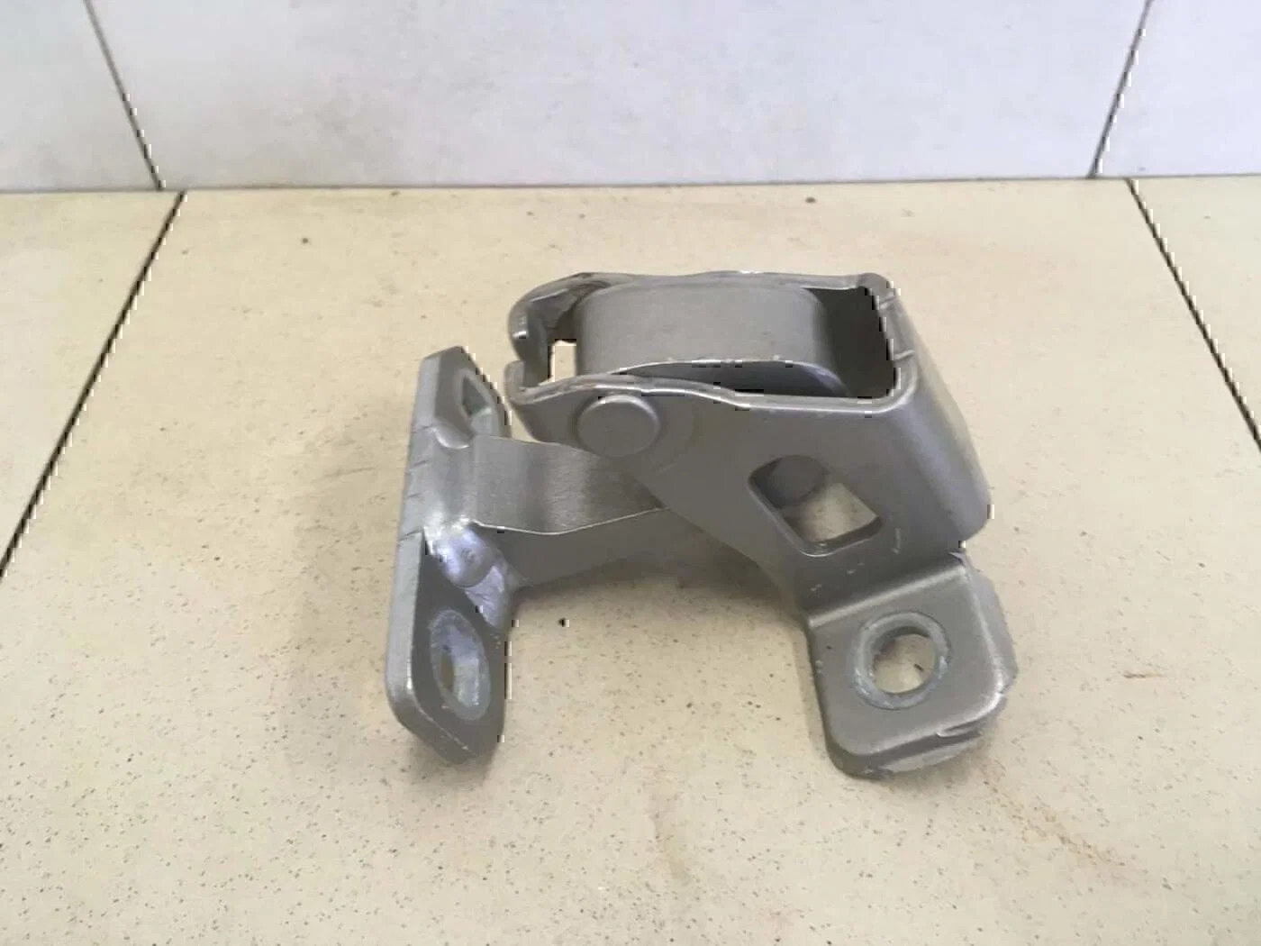 Петля двери багажника RENAULT Logan 2005-2014 - миниатюра 3