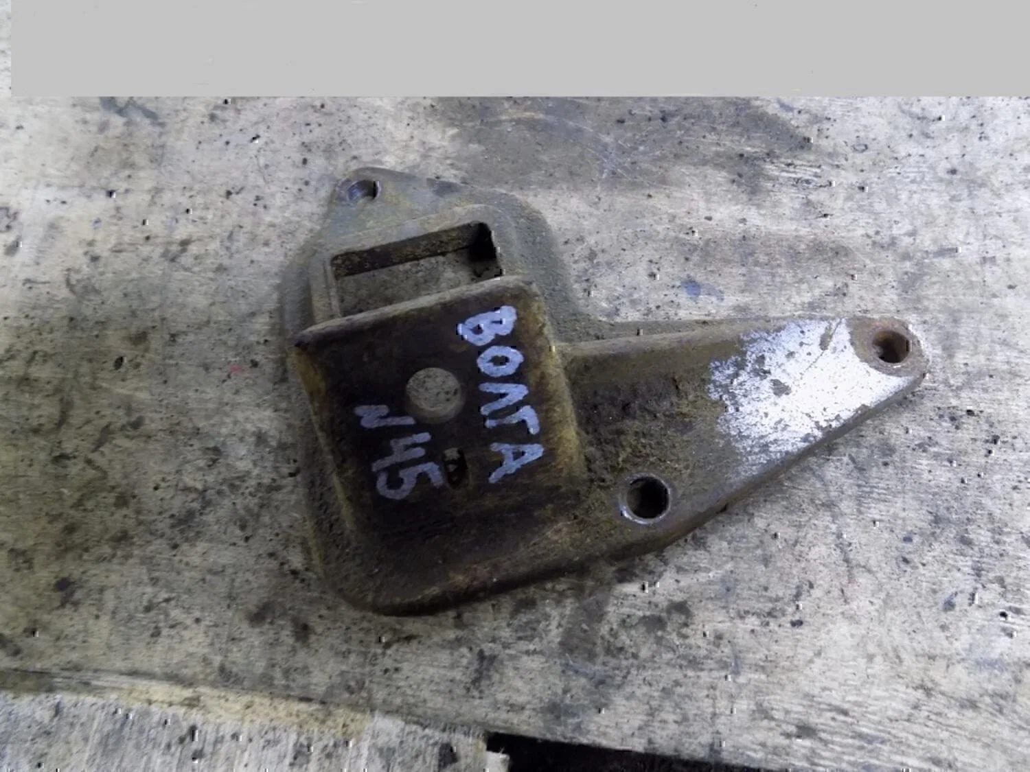 Кронштейн двигателя GAZ Volga 31105 2004- - миниатюра 2