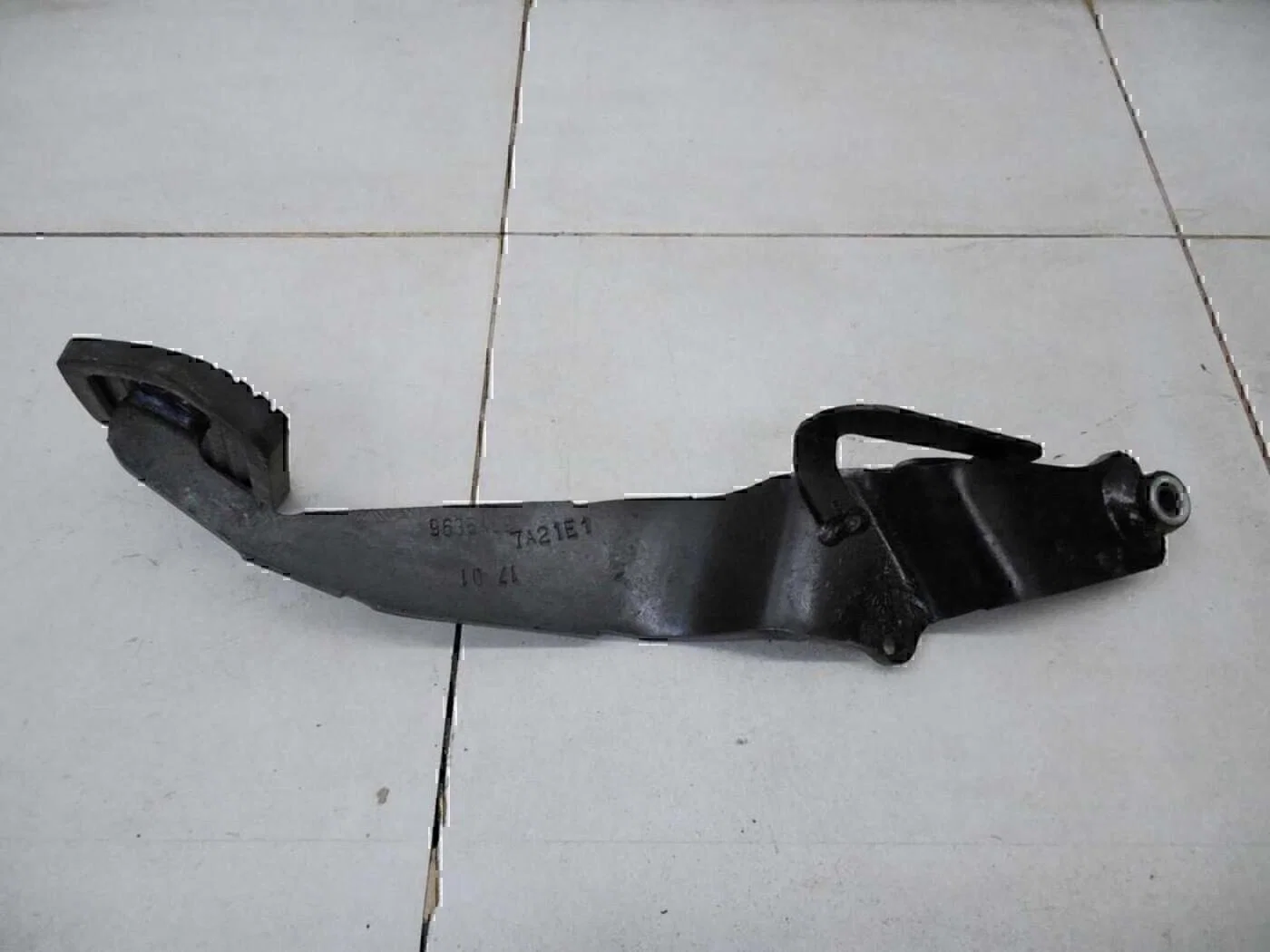 Педаль тормоза PEUGEOT 607 2000-2010 - миниатюра 2