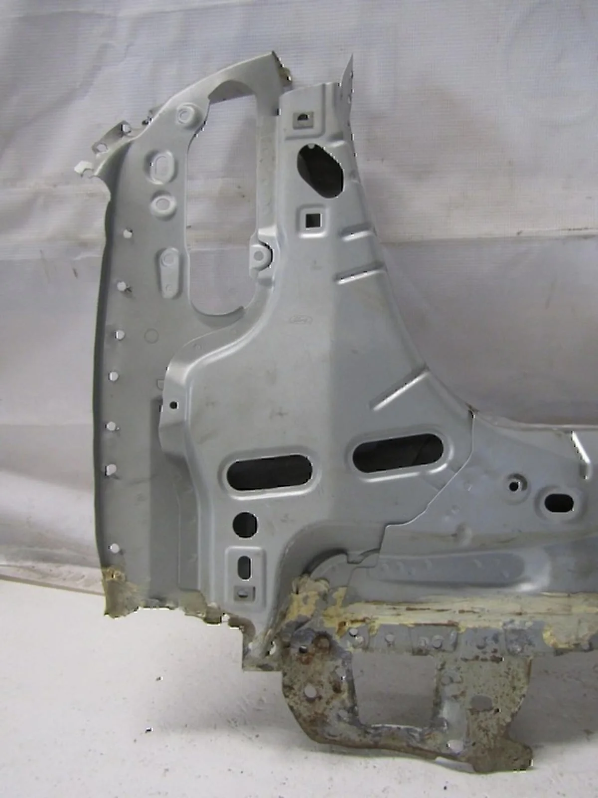 Панель задняя FORD Focus II 2005-2008 - миниатюра 6
