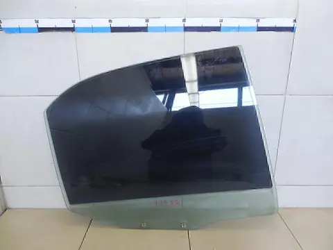 Стекло двери задней правой MITSUBISHI Carisma (DA) 1999-2003