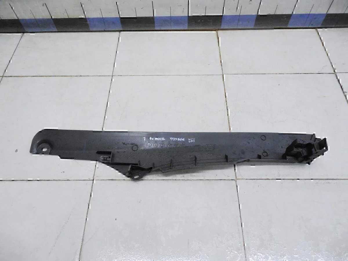 Накладка (кузов внутри) Subaru Impreza (G12) 2007-2012 - миниатюра 2