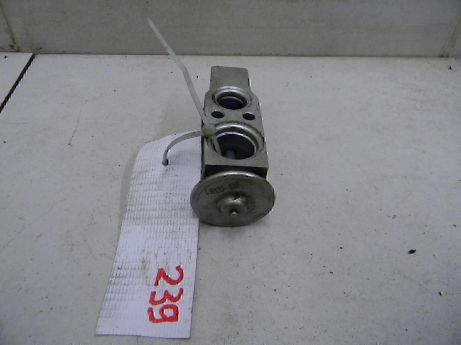 Клапан кондиционера Peugeot-Citroen C4 2005-2011 - миниатюра 5